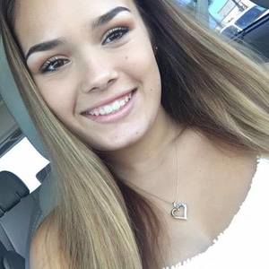 Meet your Posher, Alyssa